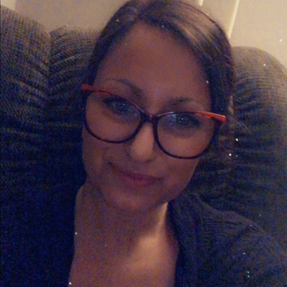 Meet your Posher, Teri